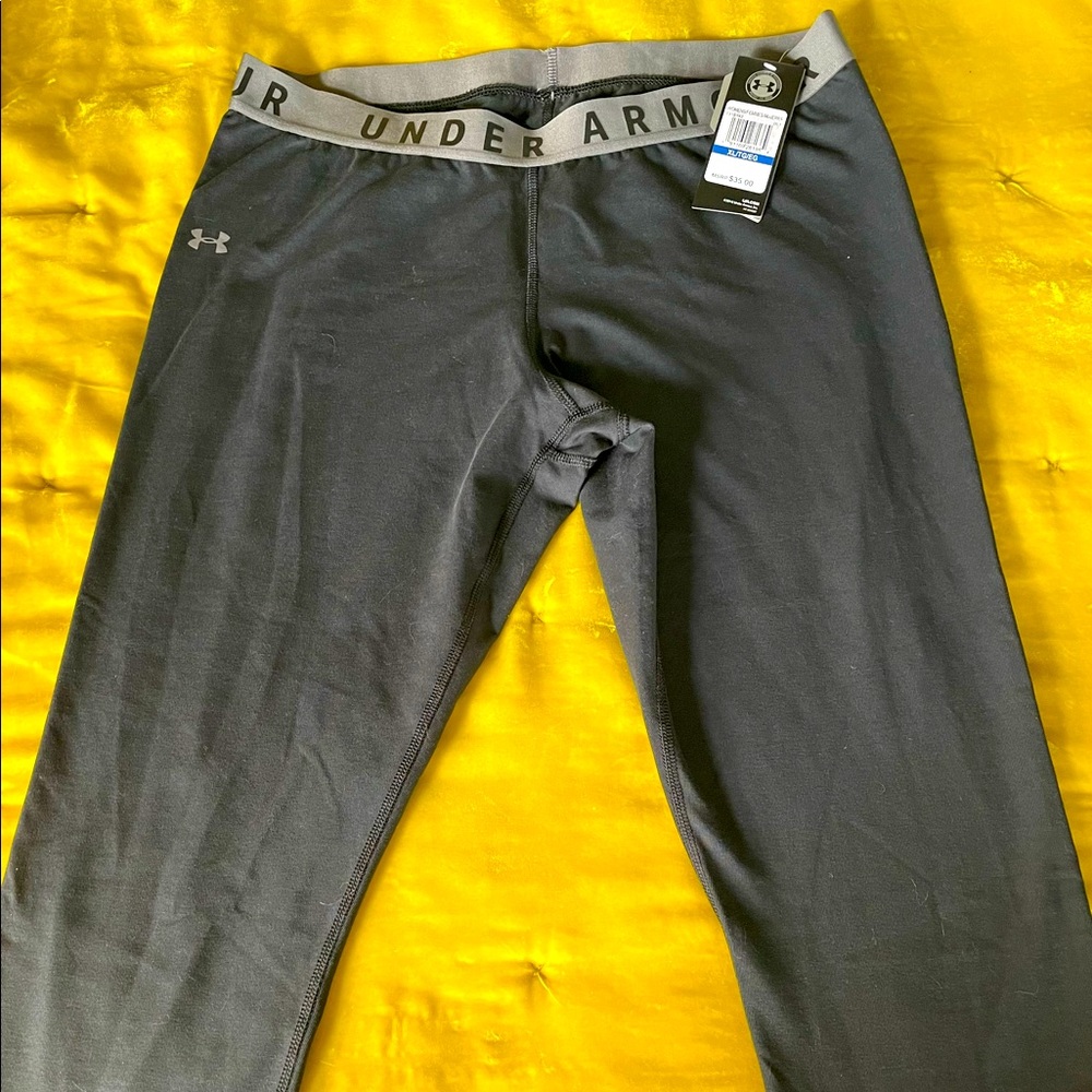 Under Armour Capri legging size XL NWT